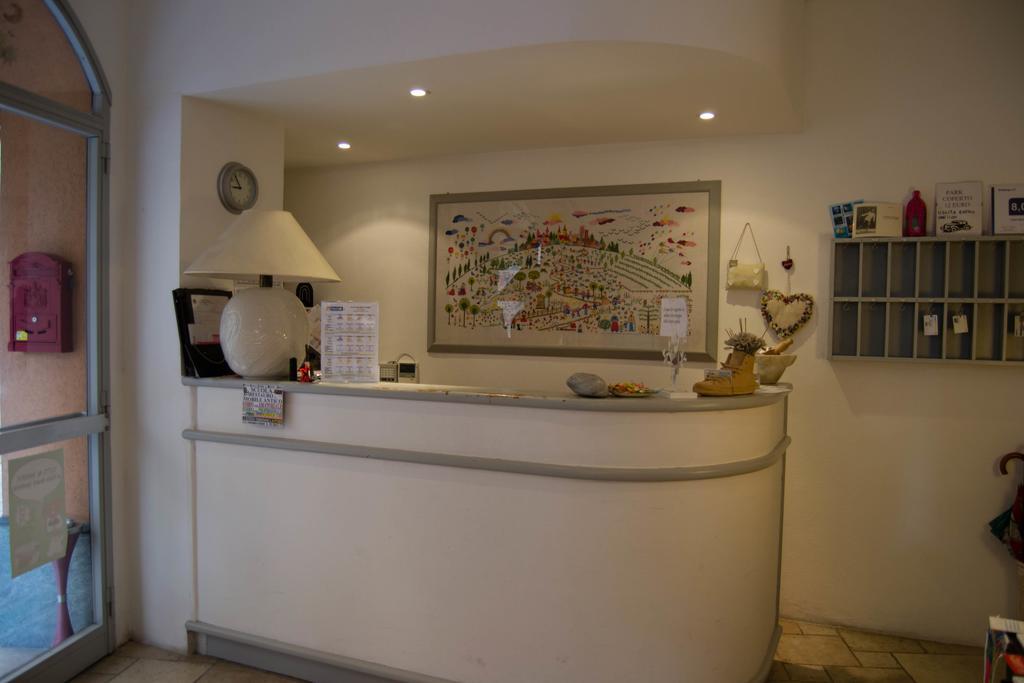 Hotel Giongo Spotorno Dış mekan fotoğraf