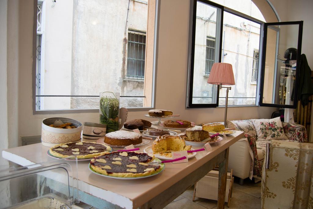 Hotel Giongo Spotorno Dış mekan fotoğraf